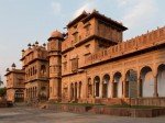 Delhi - Jaipur (260 Kms, 4-5 hrs)
