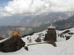 Dehradun- Chopta (180 kms Or 6- 7 hr). O/N stay in Chopta